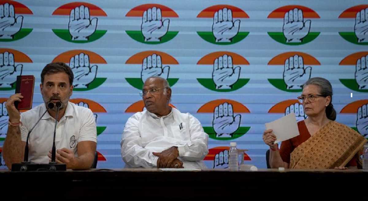 बीजेपी के गढ़ गुजरात में आज कांग्रेस का अधिवेशन